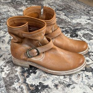 Frye Leather Veronica Flex Tan Bootie Boots